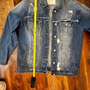Kancan Exclusively for Maurice’s denim Jacket.
Size Medium